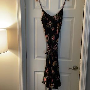 Reformation size 10 floral black dress